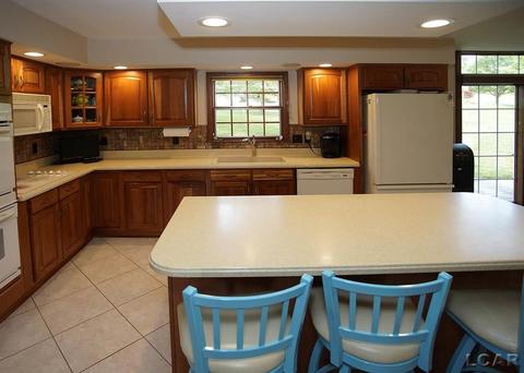 690 Stoneridge, Adrian, MI 49221 photo 14