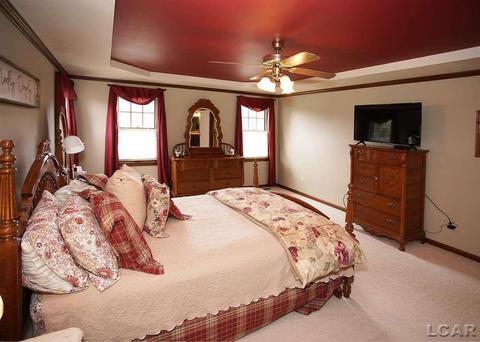 690 Stoneridge, Adrian, MI 49221 photo 39