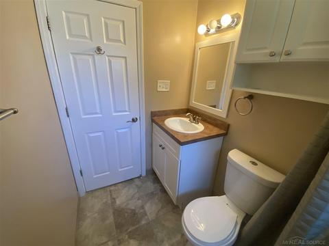 16180 Forest, Eastpointe, MI 48021 photo 22