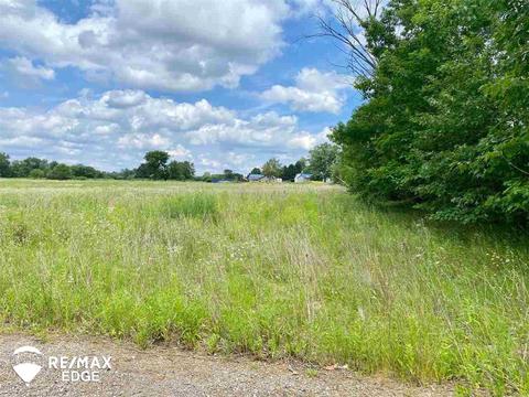 9161 E Coldwater Rd, Davison, MI 48423 photo 3