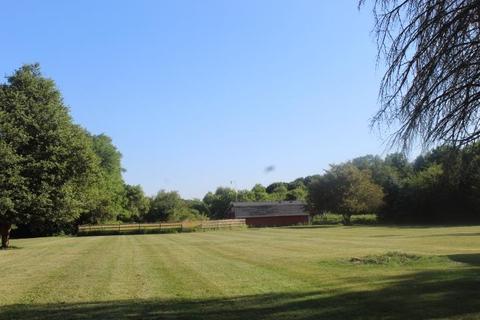 4365 E Carpenter Rd, Flint, MI 48506 photo 16