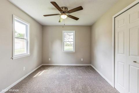 4365 E Carpenter Rd, Flint, MI 48506 photo 9