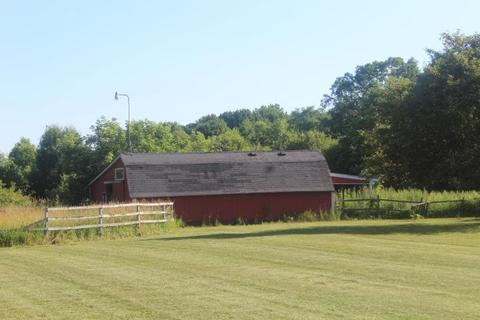 4365 E Carpenter Rd, Flint, MI 48506 photo 17