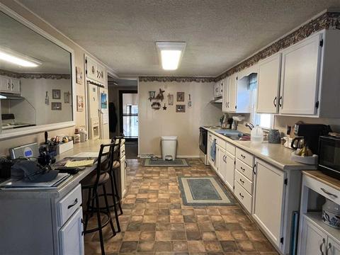 2230 Swallow, Harrison, MI 48625 photo 22