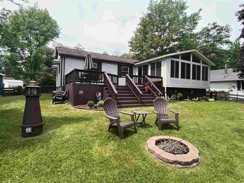 2230 Swallow, Harrison, MI 48625 photo 3