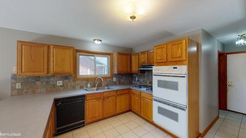 57255 Ruby Ln, Washington, MI 48094 photo 17