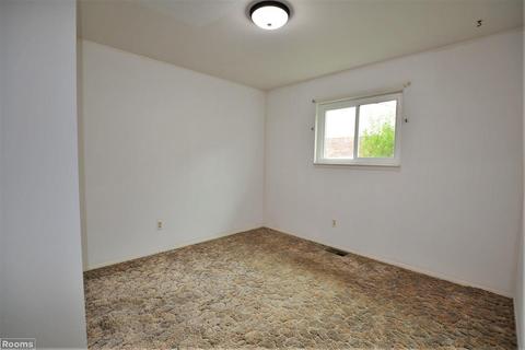 18315 Elm Ct, Macomb, MI 48044 photo 16