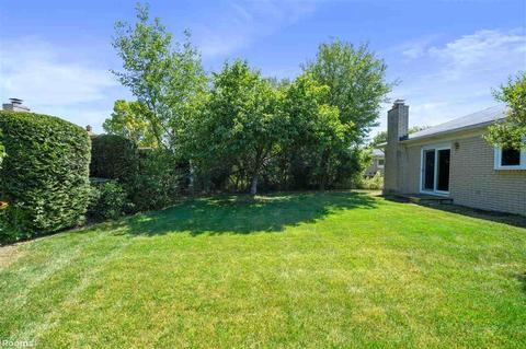 18315 Elm Ct, Macomb, MI 48044 photo 22