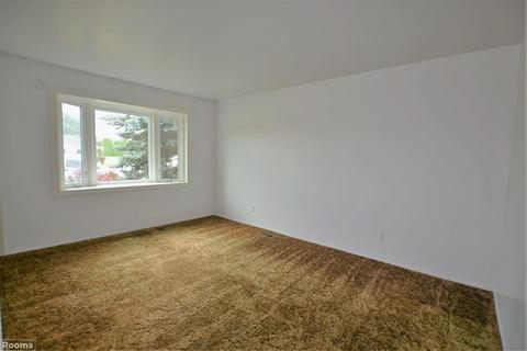 18315 Elm Ct, Macomb, MI 48044 photo 8