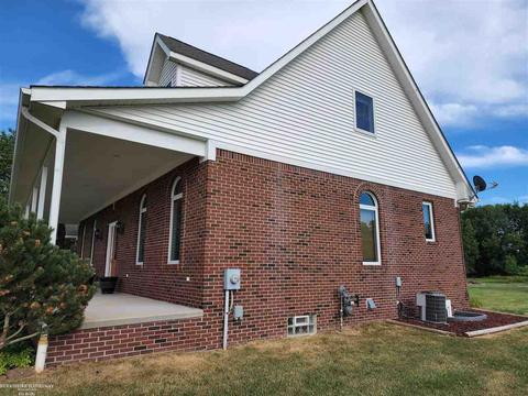 21240 Pratt, Armada, MI 48005 photo 16