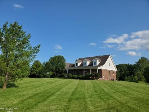 21240 Pratt, Armada, MI 48005 photo 9