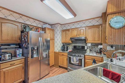 2802 Plainfield Ave, Flint, MI 48506 photo 10