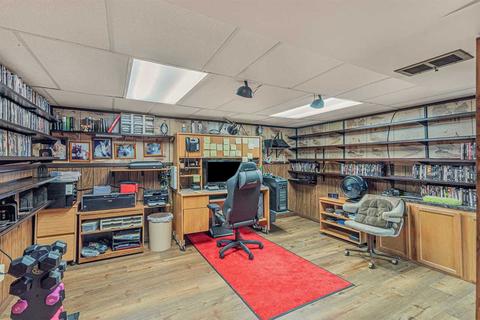 2802 Plainfield Ave, Flint, MI 48506 photo 18