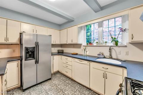 52 Cranford Ln, Grosse Pointe, MI 48230 photo 14
