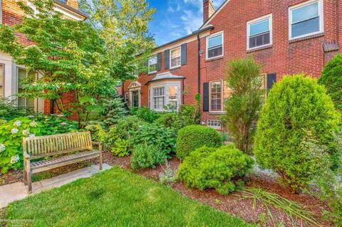 52 Cranford Ln, Grosse Pointe, MI 48230 photo 3