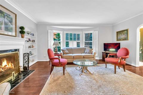 52 Cranford Ln, Grosse Pointe, MI 48230 photo 11