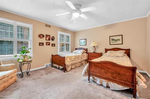 52 Cranford Ln, Grosse Pointe, MI 48230 photo 24