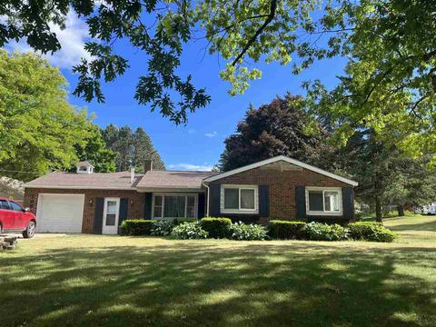 106 E Park, Harrison, MI 48625 photo 1