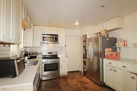 1293 Pickwick Pl, Flint, MI 48507 photo 9
