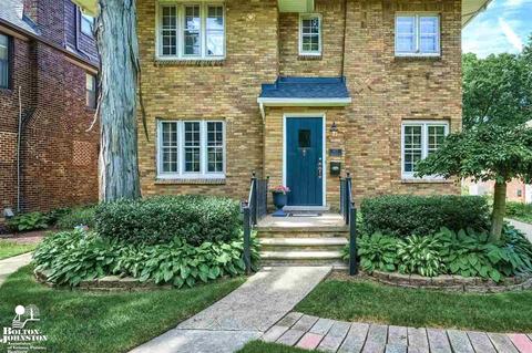 627 Washington Rd, Grosse Pointe, MI 48230 photo 4