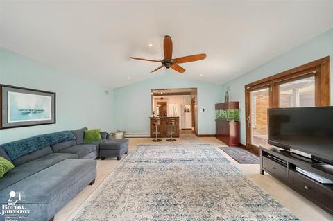 627 Washington Rd, Grosse Pointe, MI 48230 photo 18
