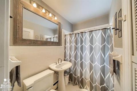 627 Washington Rd, Grosse Pointe, MI 48230 photo 44
