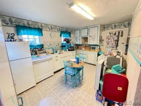 314 Elm St, Adrian, MI 49221 photo 4