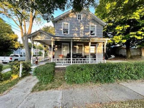 314 Elm St, Adrian, MI 49221 photo 1
