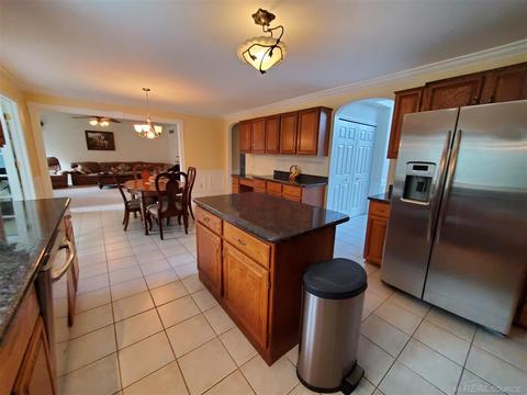 46869 W Ridge Dr, Macomb, MI 48044 photo 22