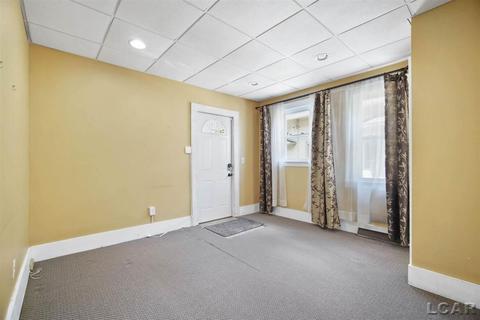 403 N Broad St, Adrian, MI 49221 photo 11
