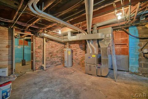 403 N Broad St, Adrian, MI 49221 photo 31