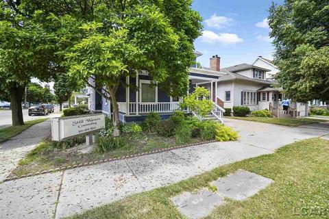 403 N Broad St, Adrian, MI 49221 photo 3