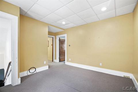 403 N Broad St, Adrian, MI 49221 photo 10