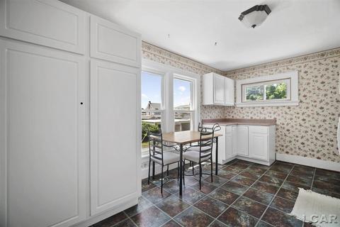 403 N Broad St, Adrian, MI 49221 photo 24