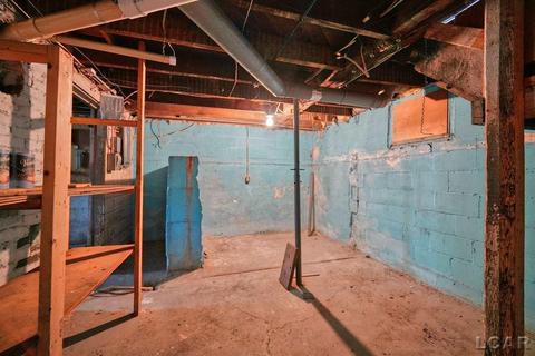 403 N Broad St, Adrian, MI 49221 photo 33