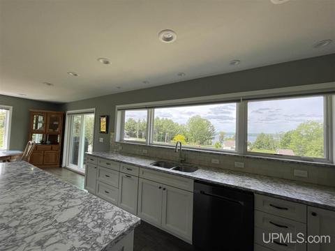 14 Jentoft Rd, L'anse, MI 49946 photo 4