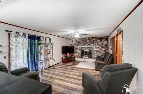 6382 Centennial, Temperance, MI 48182 photo 23