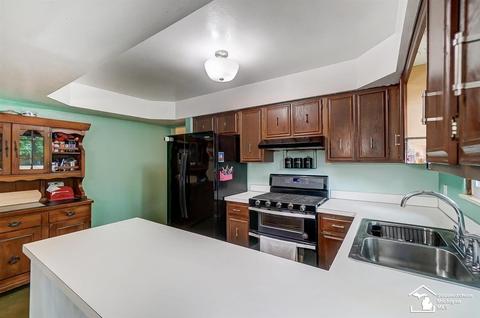 6382 Centennial, Temperance, MI 48182 photo 17
