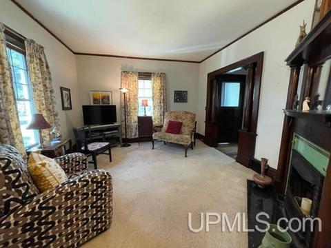 314 S 3rd, Escanaba, MI 49829 photo 4