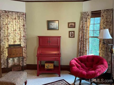 314 S 3rd, Escanaba, MI 49829 photo 3