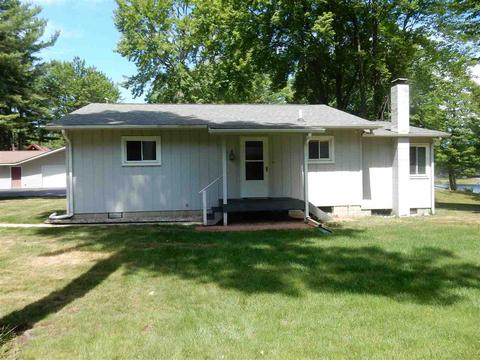 3116 W River Dr, Gladwin, MI 48624 photo 1