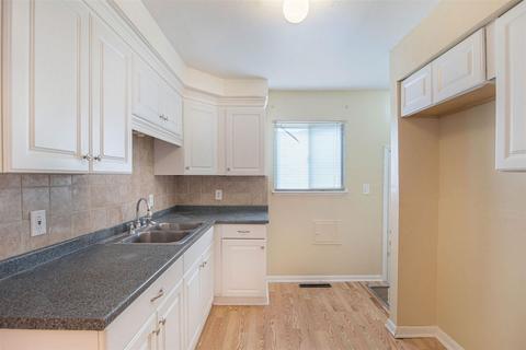802 Macdonald Ave, Flint, MI 48507 photo 4
