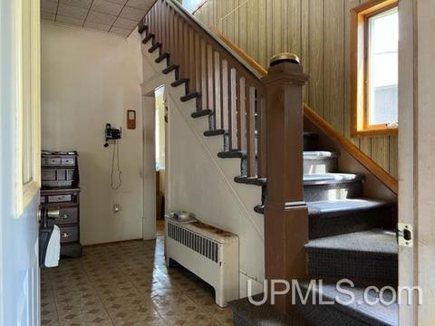 314 N Seventh St, Ishpeming, MI 49849 photo 9