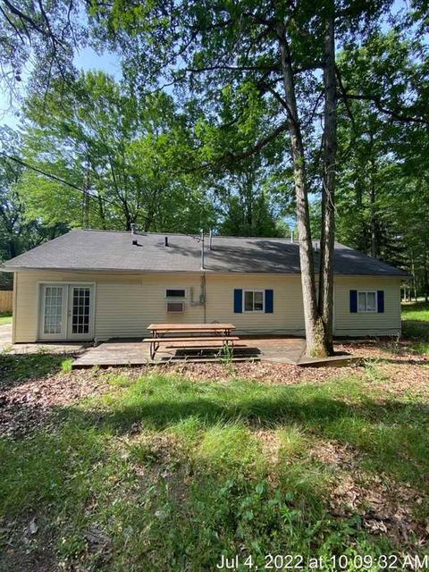 2264 Jefferson, Harrison, MI 48625 photo 4