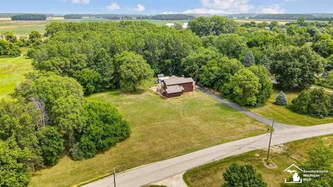 8900 Dixon, Monroe, MI 48162 photo 2