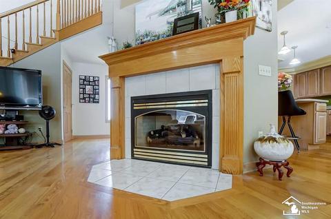 8900 Dixon, Monroe, MI 48162 photo 12