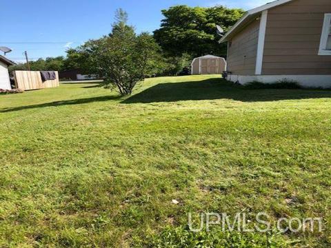 628 E Broad St, L'anse, MI 49946 photo 6