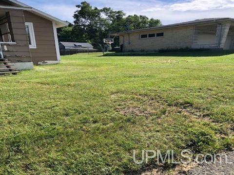 628 E Broad St, L'anse, MI 49946 photo 4
