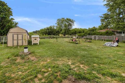 7134 E Bristol Rd, Davison, MI 48423 photo 8