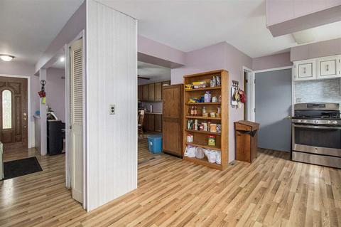 7134 E Bristol Rd, Davison, MI 48423 photo 17